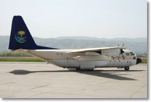 Hercules C-130 SaudiArabian-Douchanbe-29mars2008-DSC_0055.jpg